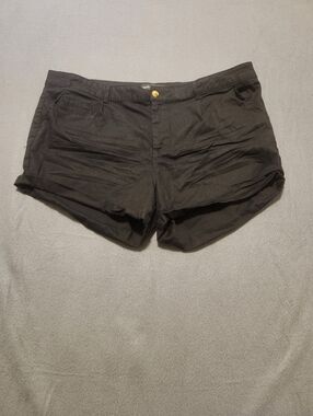 Ambiance Apparel Shorts Women Size 3XL Black Plus Size